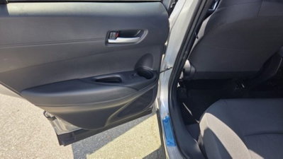 Toyota Corolla Cross Hybrid 2.0 Hybrid 197 CV E-CVT Lounge Light (11)