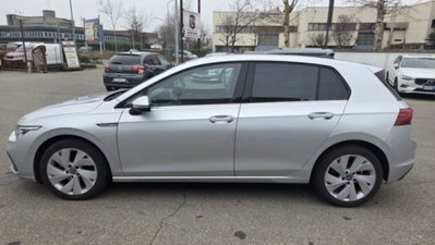 Volkswagen Golf 1.5 eTSI 130 CV EVO ACT DSG Style (3)