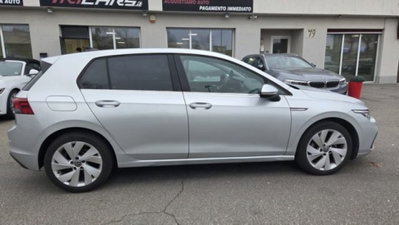 Volkswagen Golf 1.5 eTSI 130 CV EVO ACT DSG Style (5)