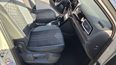 Volkswagen T-Roc 1.0 TSI R-Line (9)