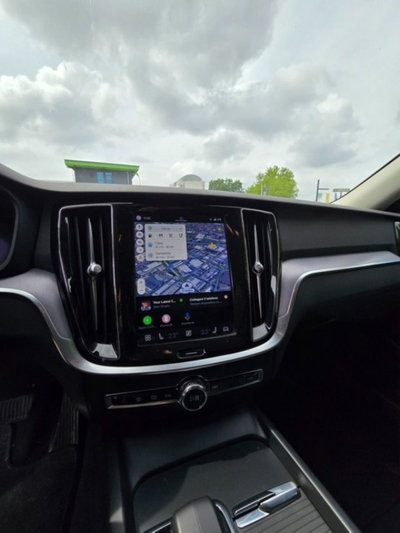 Volvo V60 B4 (d) automatico Core (8)