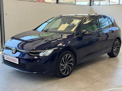 Volkswagen Golf Variant 1.0 eTSI EVO DSG Life usata