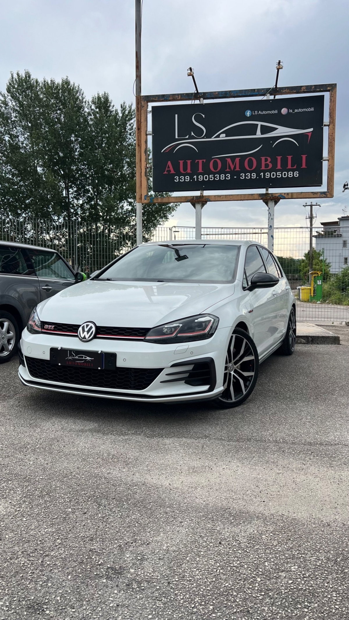 Volkswagen Golf GTI Performance 2.0 245 CV TSI DSG 5p. BMT