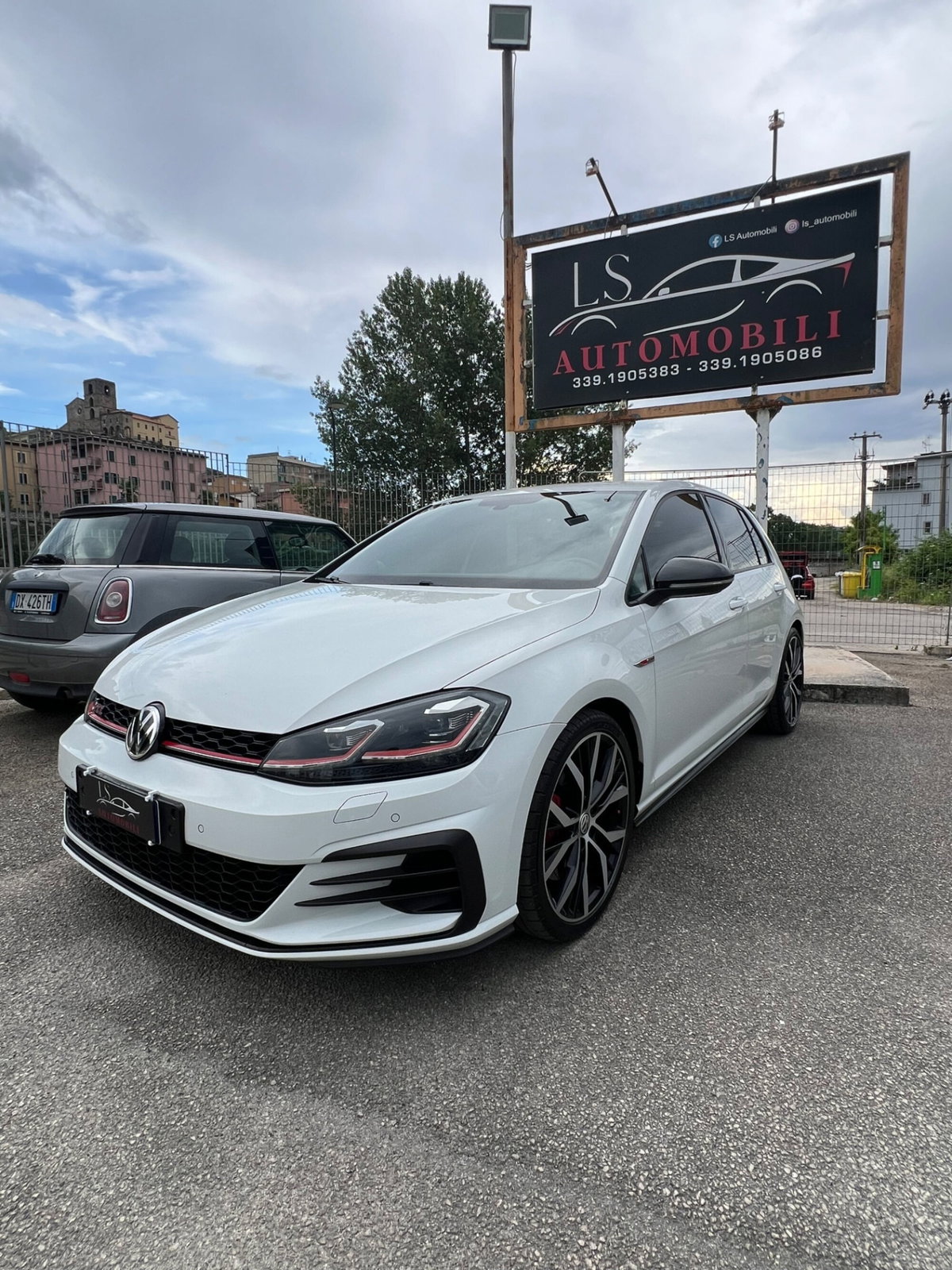 Volkswagen Golf GTI Performance 2.0 245 CV TSI DSG 5p. BMT (10)