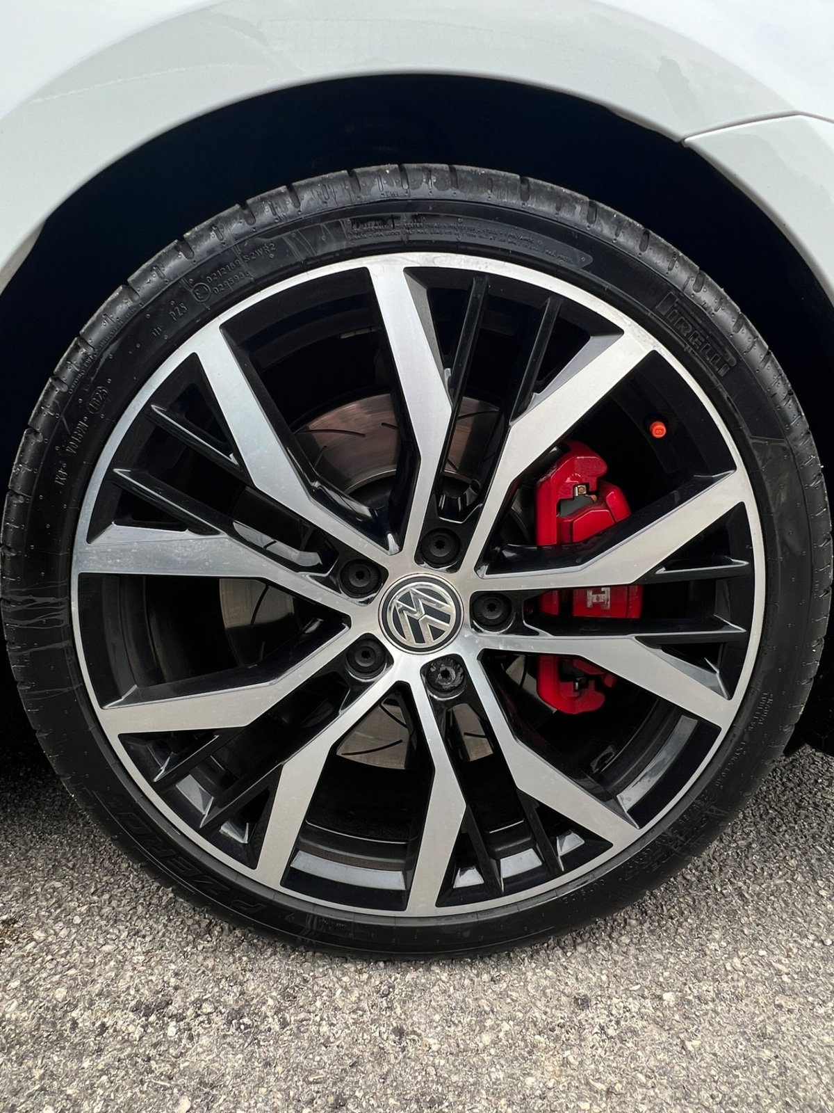 Volkswagen Golf GTI Performance 2.0 245 CV TSI DSG 5p. BMT (14)