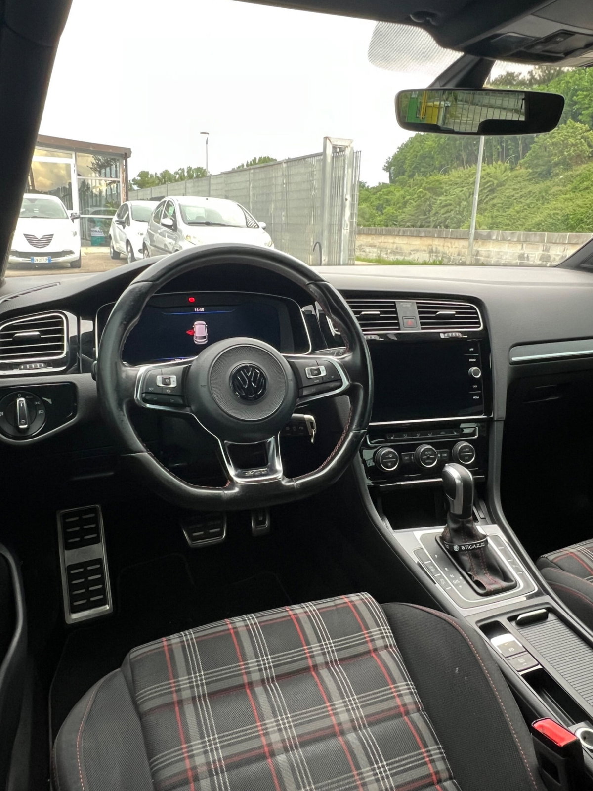 Volkswagen Golf GTI Performance 2.0 245 CV TSI DSG 5p. BMT (16)