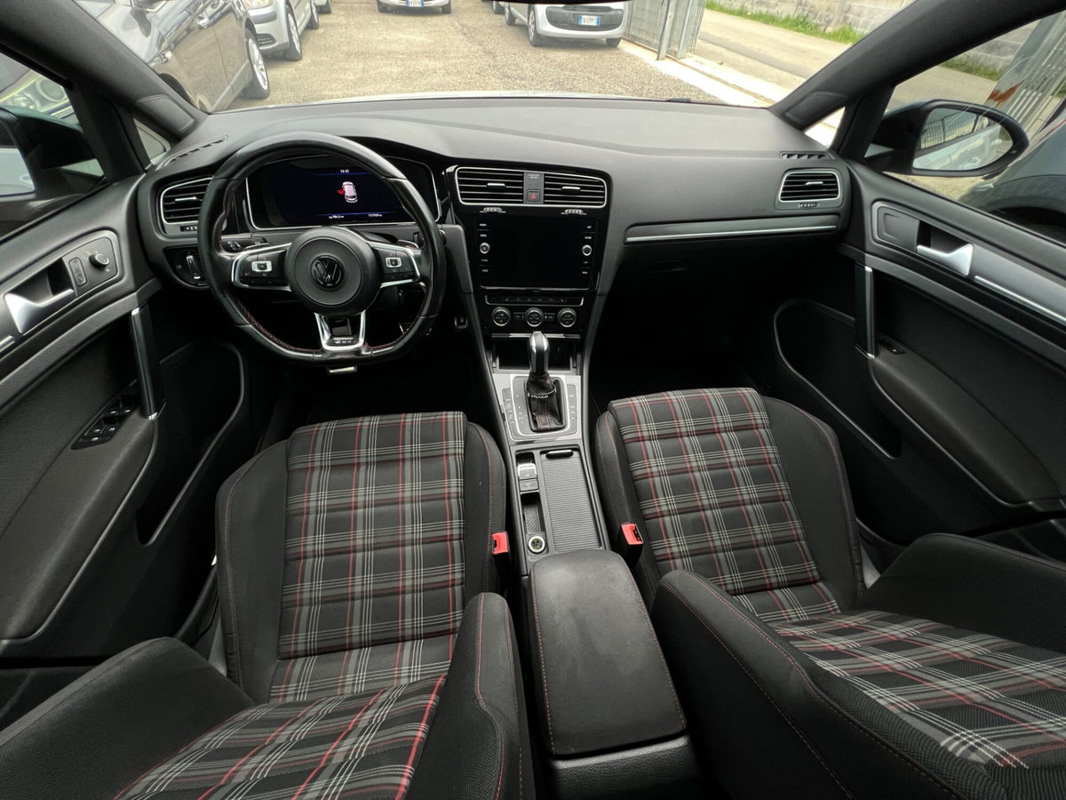 Volkswagen Golf GTI Performance 2.0 245 CV TSI DSG 5p. BMT (17)