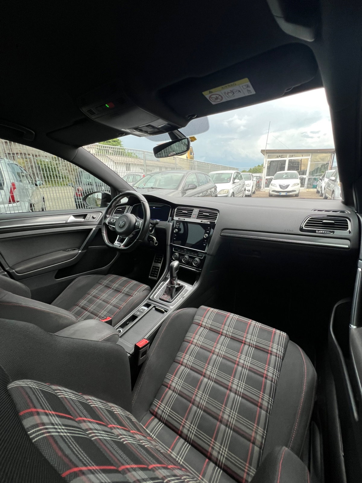 Volkswagen Golf GTI Performance 2.0 245 CV TSI DSG 5p. BMT (20)