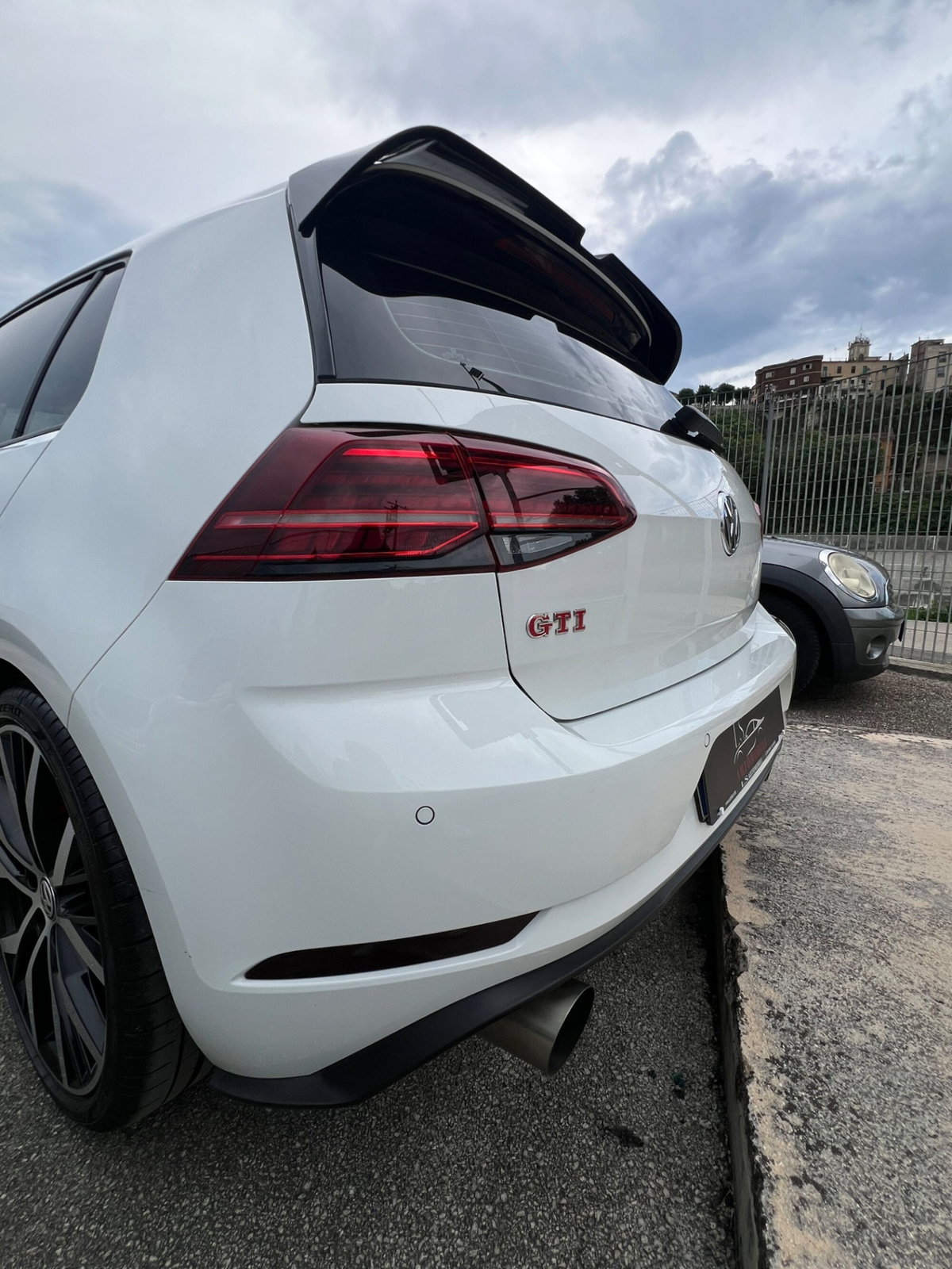 Volkswagen Golf GTI Performance 2.0 245 CV TSI DSG 5p. BMT (6)