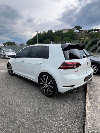 Volkswagen Golf GTI Performance 2.0 245 CV TSI DSG 5p. BMT (8)