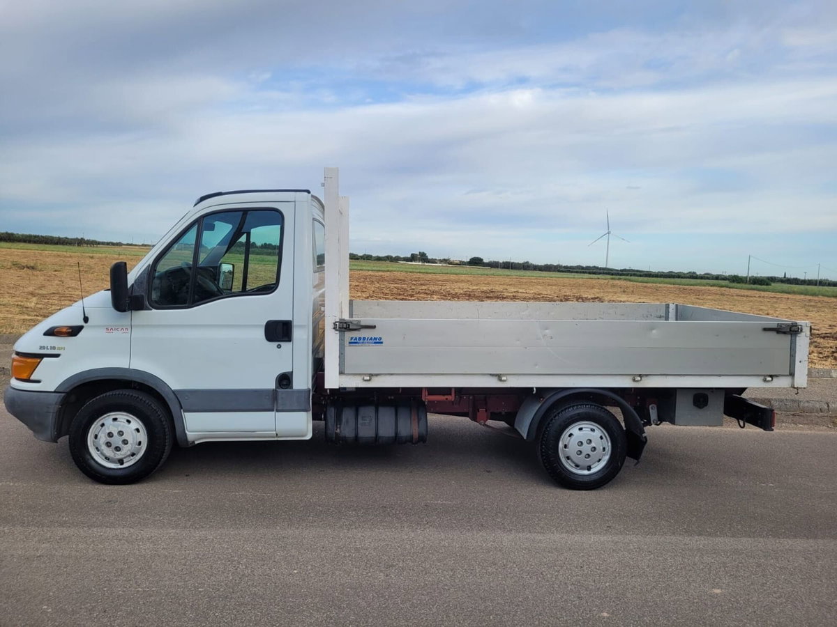 Iveco Daily Telaio 29L10 2.3 Hpi TDI PC Cabinato (4)