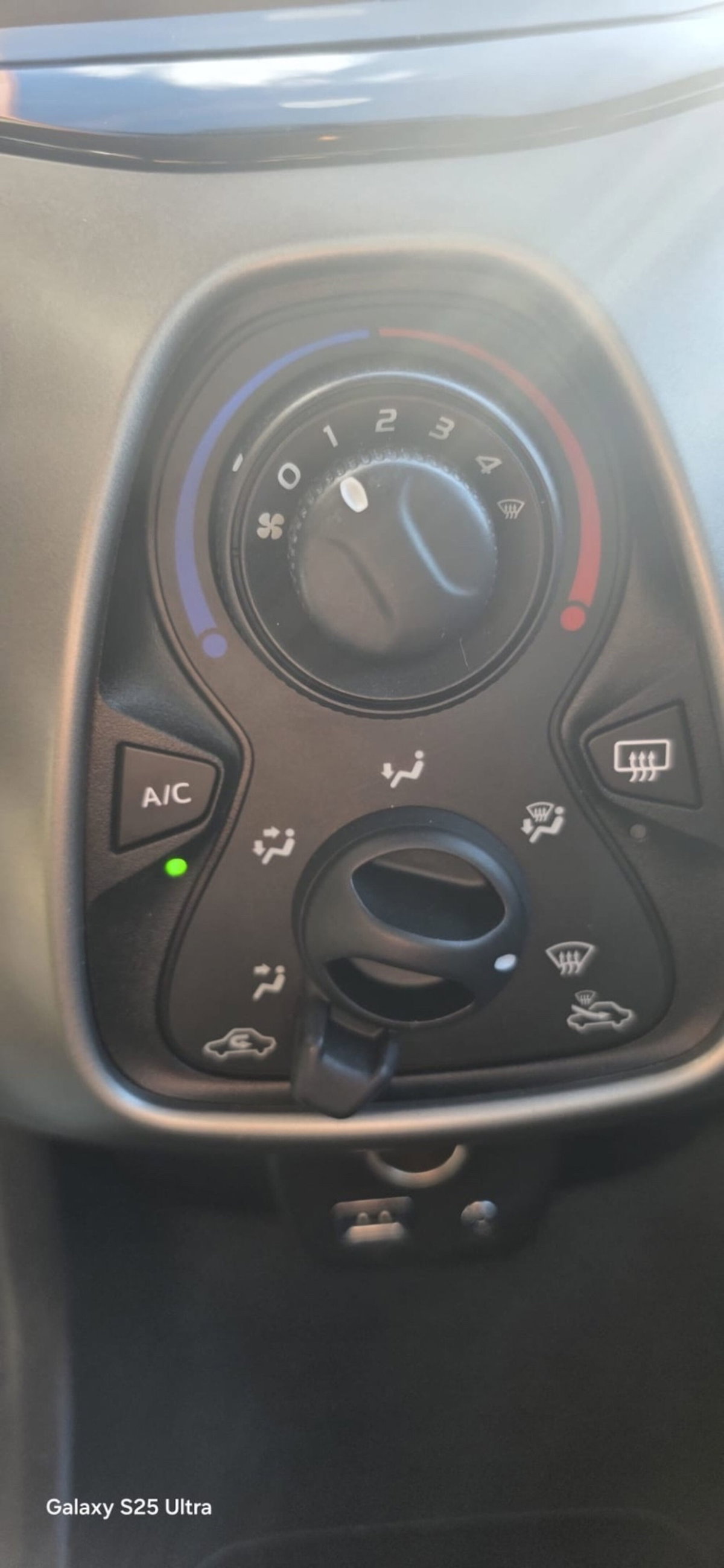 Peugeot 108 68 5 porte Collection (11)