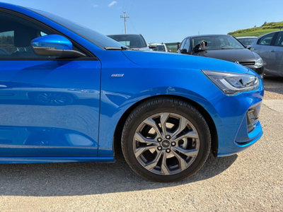 Ford Focus 1.0 EcoBoost Hybrid 155 CV 5p. ST-Line X (4)