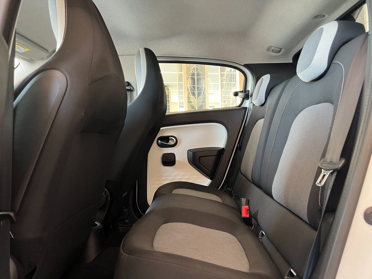 Renault Twingo Electric Vibes (12)
