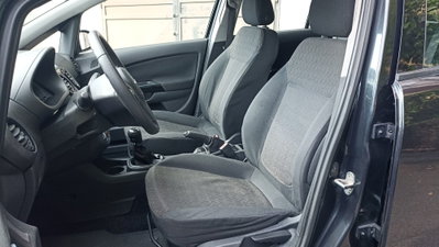 Opel Corsa 1.2 85CV 5 porte GPL-TECH Edition (10)