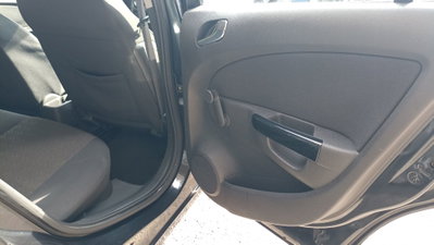 Opel Corsa 1.2 85CV 5 porte GPL-TECH Edition (14)