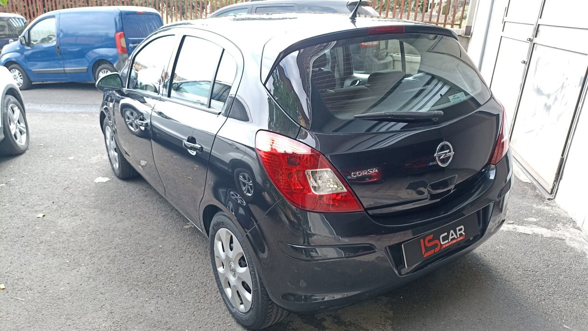 Opel Corsa 1.2 85CV 5 porte GPL-TECH Edition (6)