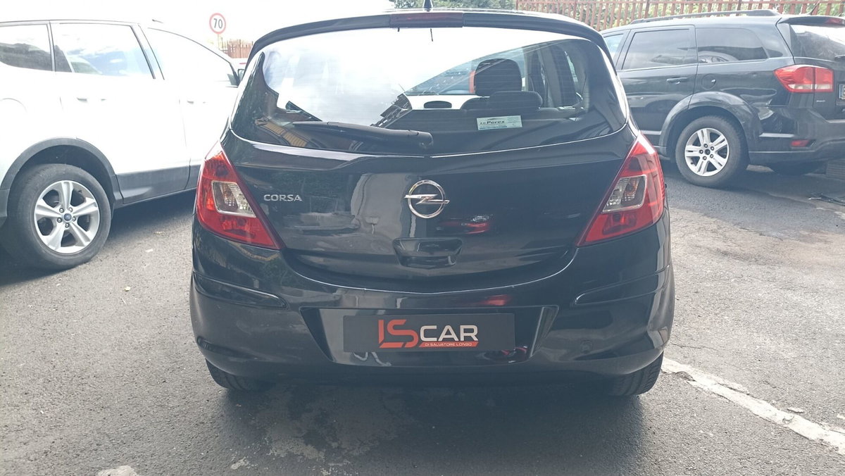 Opel Corsa 1.2 85CV 5 porte GPL-TECH Edition (7)