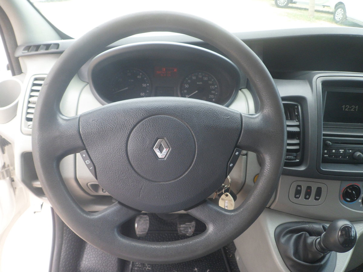 Renault Trafic Furgone T29 2.0 dCi 120CV PL-TN-DC Furgone Ice Plus (12)