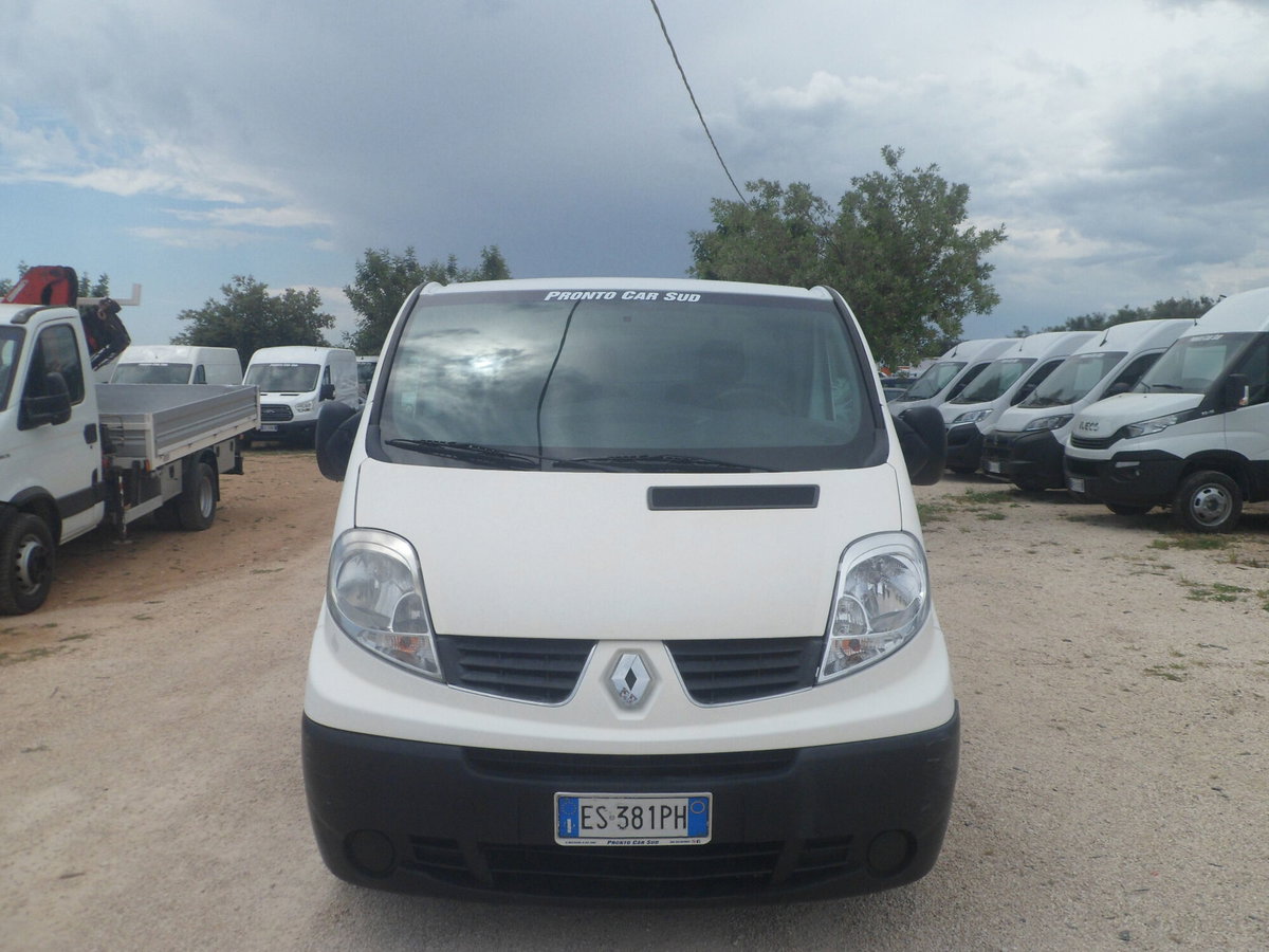 Renault Trafic Furgone T29 2.0 dCi 120CV PL-TN-DC Furgone Ice Plus (2)