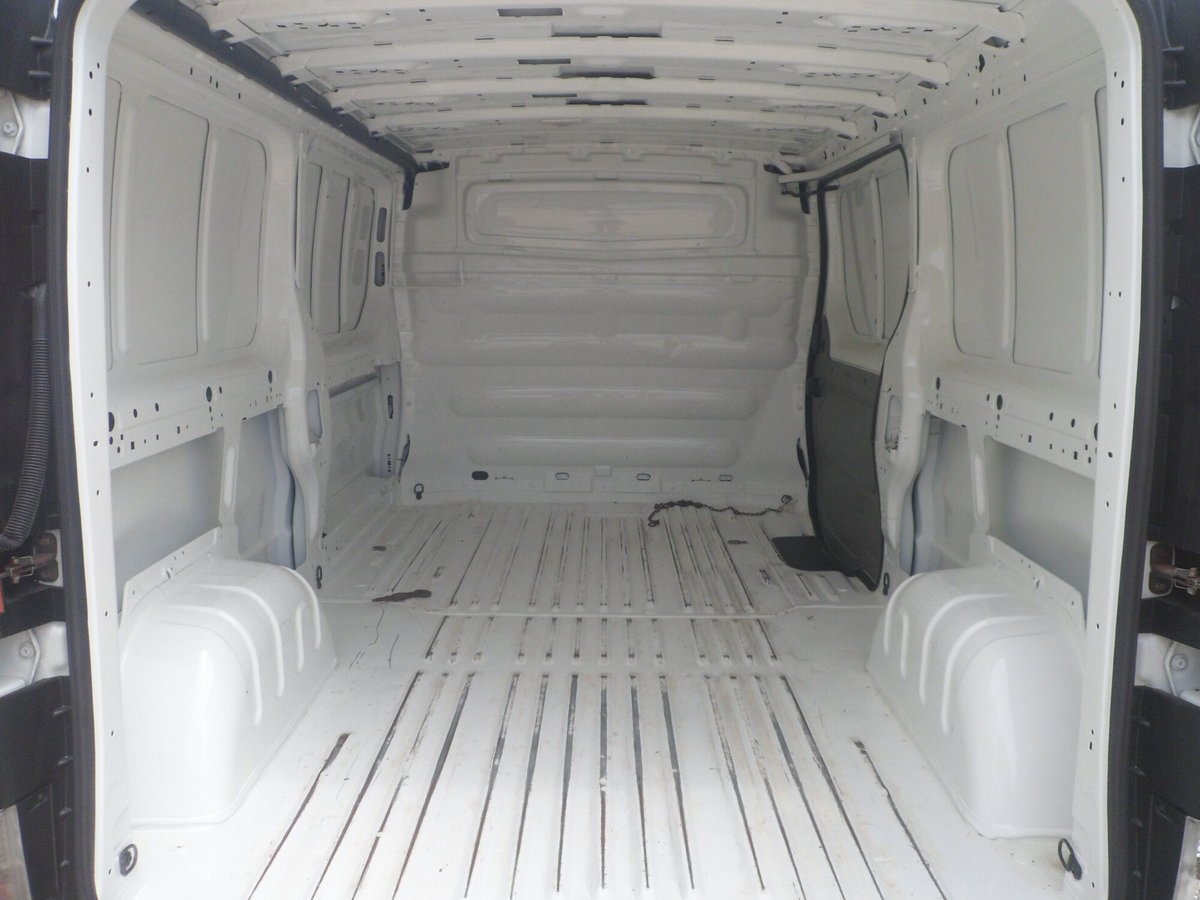 Renault Trafic Furgone T29 2.0 dCi 120CV PL-TN-DC Furgone Ice Plus (8)