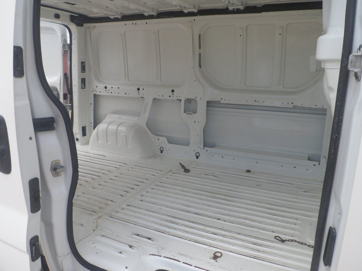 Renault Trafic Furgone T29 2.0 dCi 120CV PL-TN-DC Furgone Ice Plus (9)