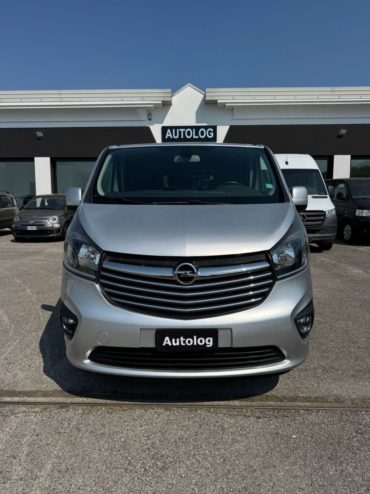 Opel Vivaro Furgone 29 1.6 BiTurbo 145CV S&S PL-TN Combi N1