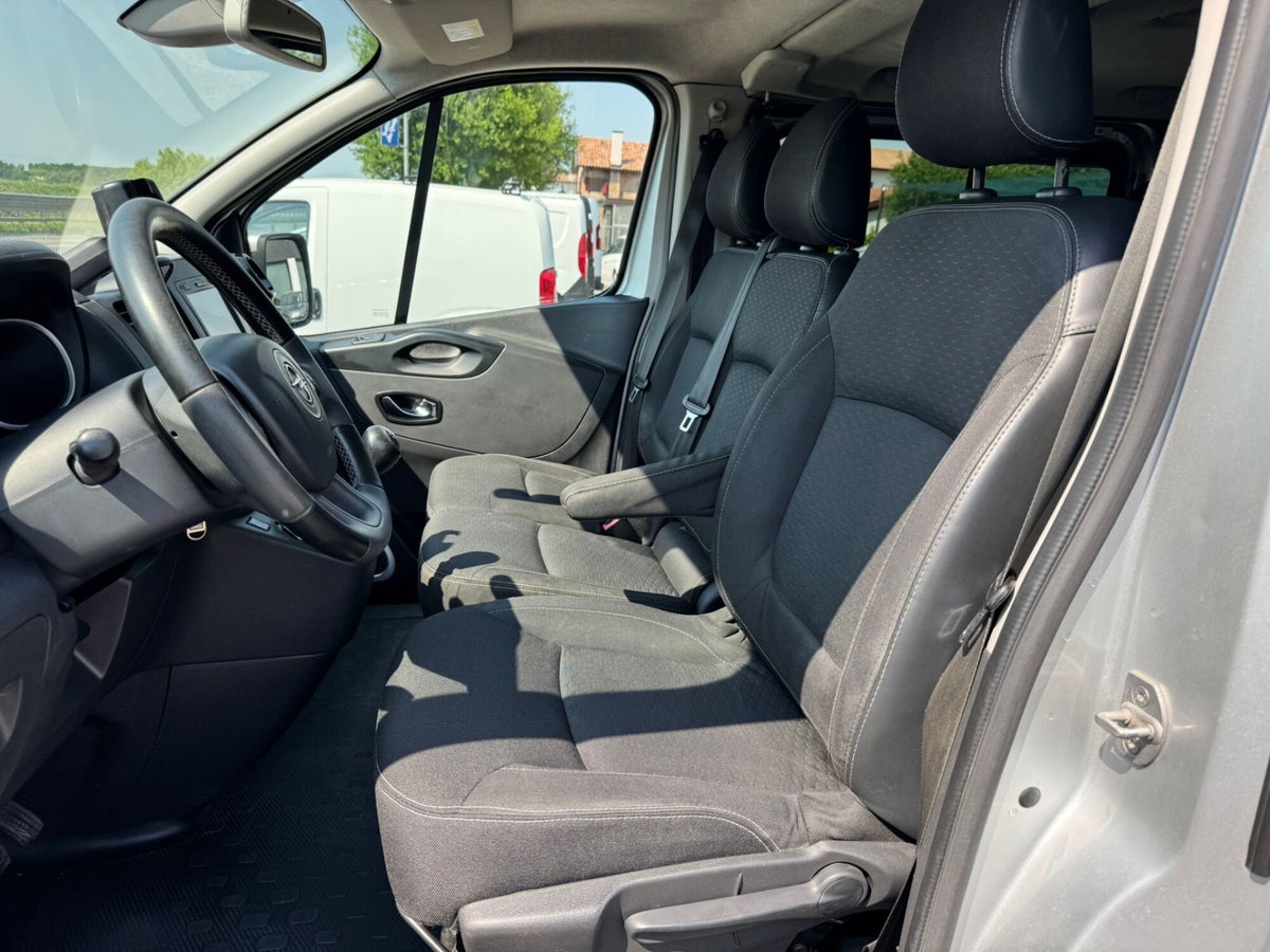 Opel Vivaro Furgone 29 1.6 BiTurbo 145CV S&S PL-TN Combi N1 (11)