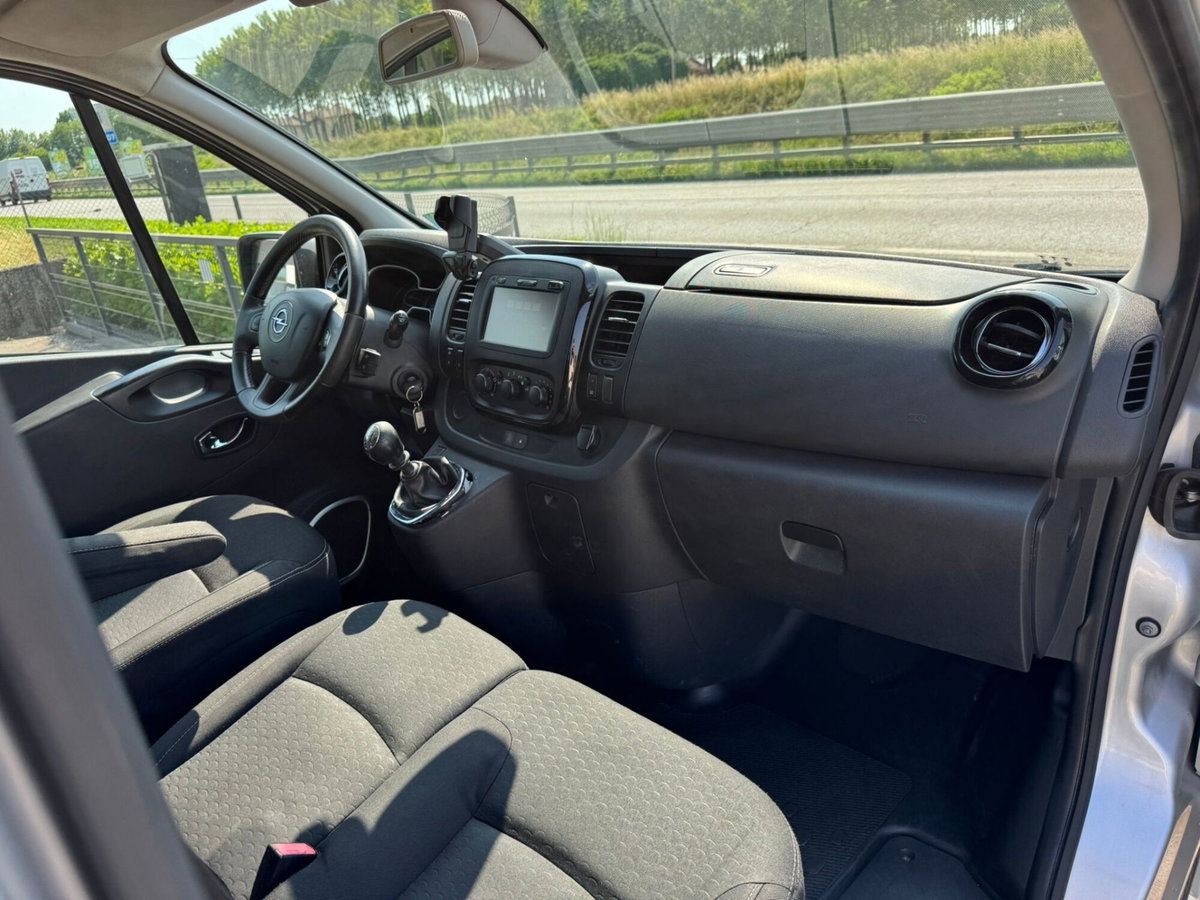 Opel Vivaro Furgone 29 1.6 BiTurbo 145CV S&S PL-TN Combi N1 (16)