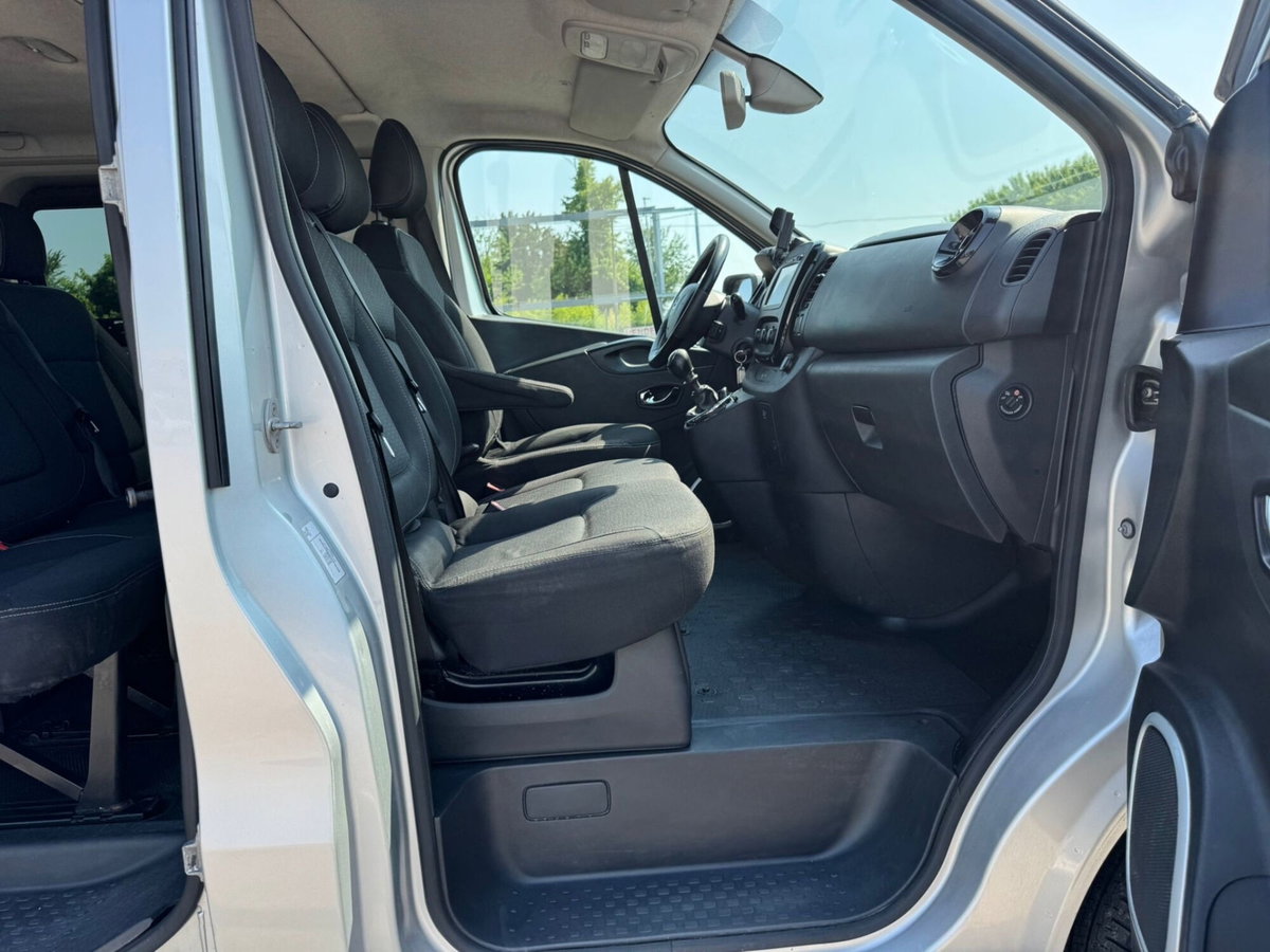 Opel Vivaro Furgone 29 1.6 BiTurbo 145CV S&S PL-TN Combi N1 (17)
