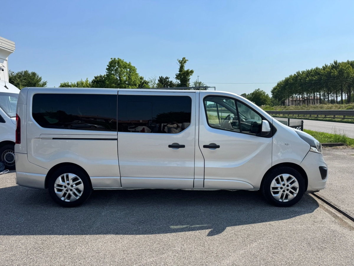Opel Vivaro Furgone 29 1.6 BiTurbo 145CV S&S PL-TN Combi N1 (3)