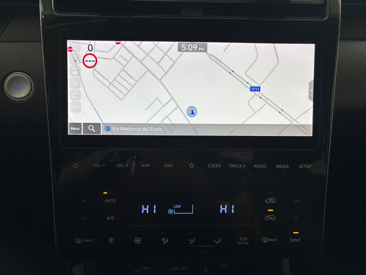 Hyundai Tucson 1.6 crdi 48V Xline 2wd imt (12)