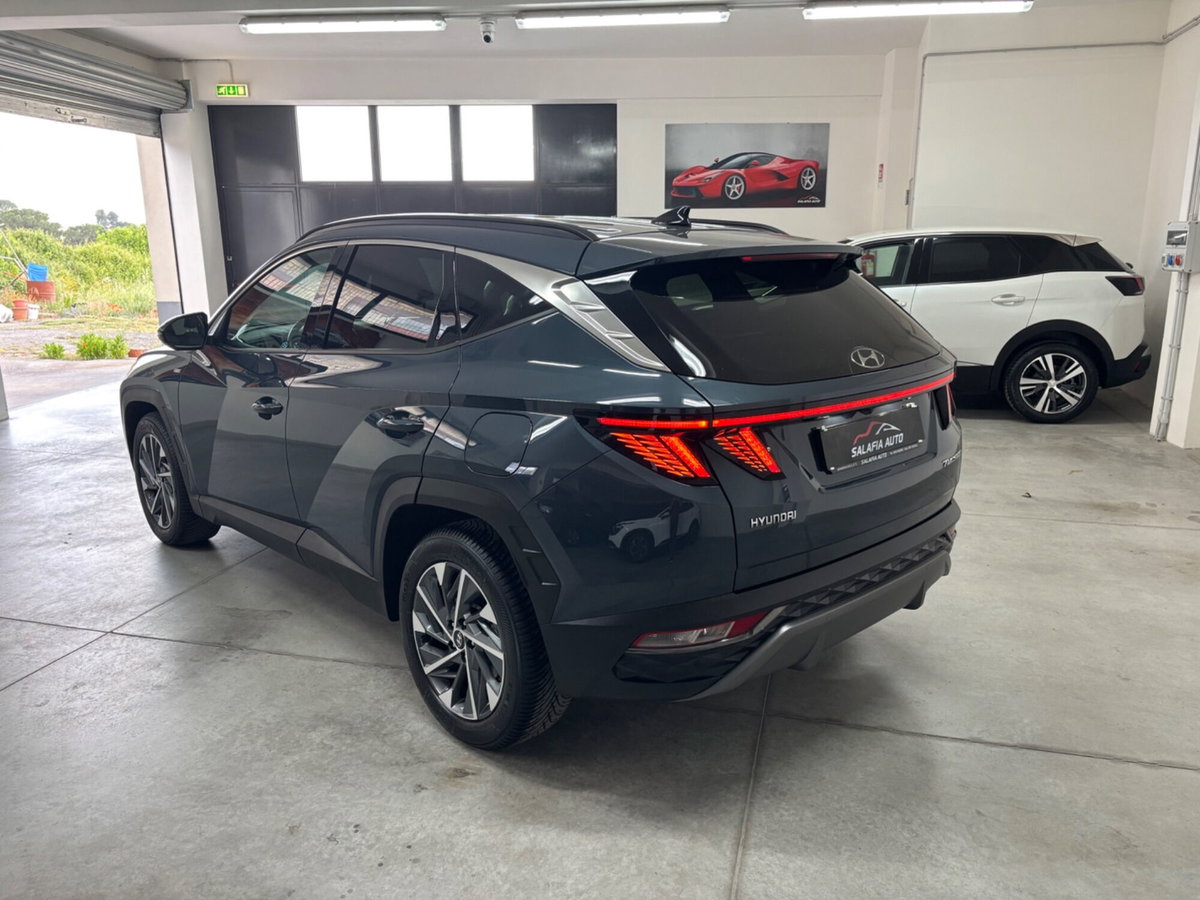 Hyundai Tucson 1.6 crdi 48V Xline 2wd imt (2)