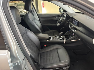 Alfa Romeo Stelvio Stelvio 2.2 Turbodiesel 190 CV AT8 RWD Executive (11)
