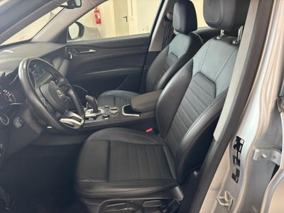 Alfa Romeo Stelvio Stelvio 2.2 Turbodiesel 190 CV AT8 RWD Executive (13)