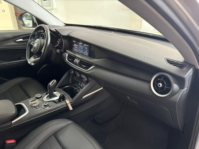 Alfa Romeo Stelvio Stelvio 2.2 Turbodiesel 190 CV AT8 RWD Executive (15)