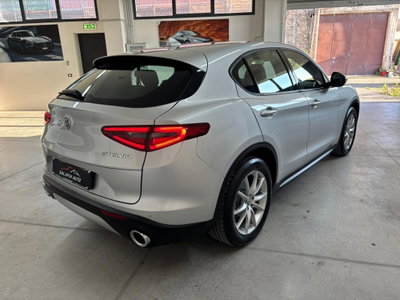 Alfa Romeo Stelvio Stelvio 2.2 Turbodiesel 190 CV AT8 RWD Executive (4)