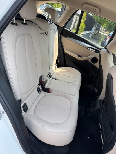 BMW X1 sDrive18d xLine Plus (12)