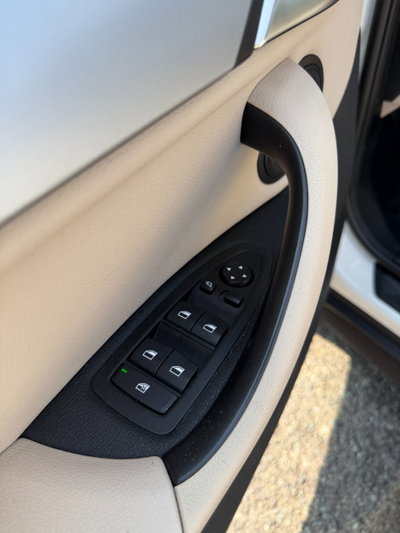 BMW X1 sDrive18d xLine Plus (9)