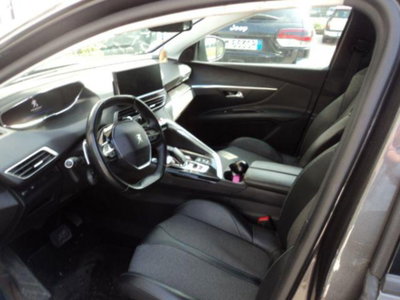 Peugeot 3008 BlueHDi 130 S&S EAT8 GT (8)
