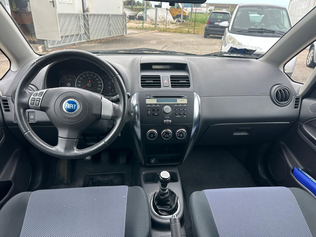 Fiat Sedici 1.9 MJT 4x4 Dynamic (13)