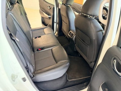 Nissan Navara 2.3 dCi 190 CV 7AT 4WD Double Cab N-Guard (12)