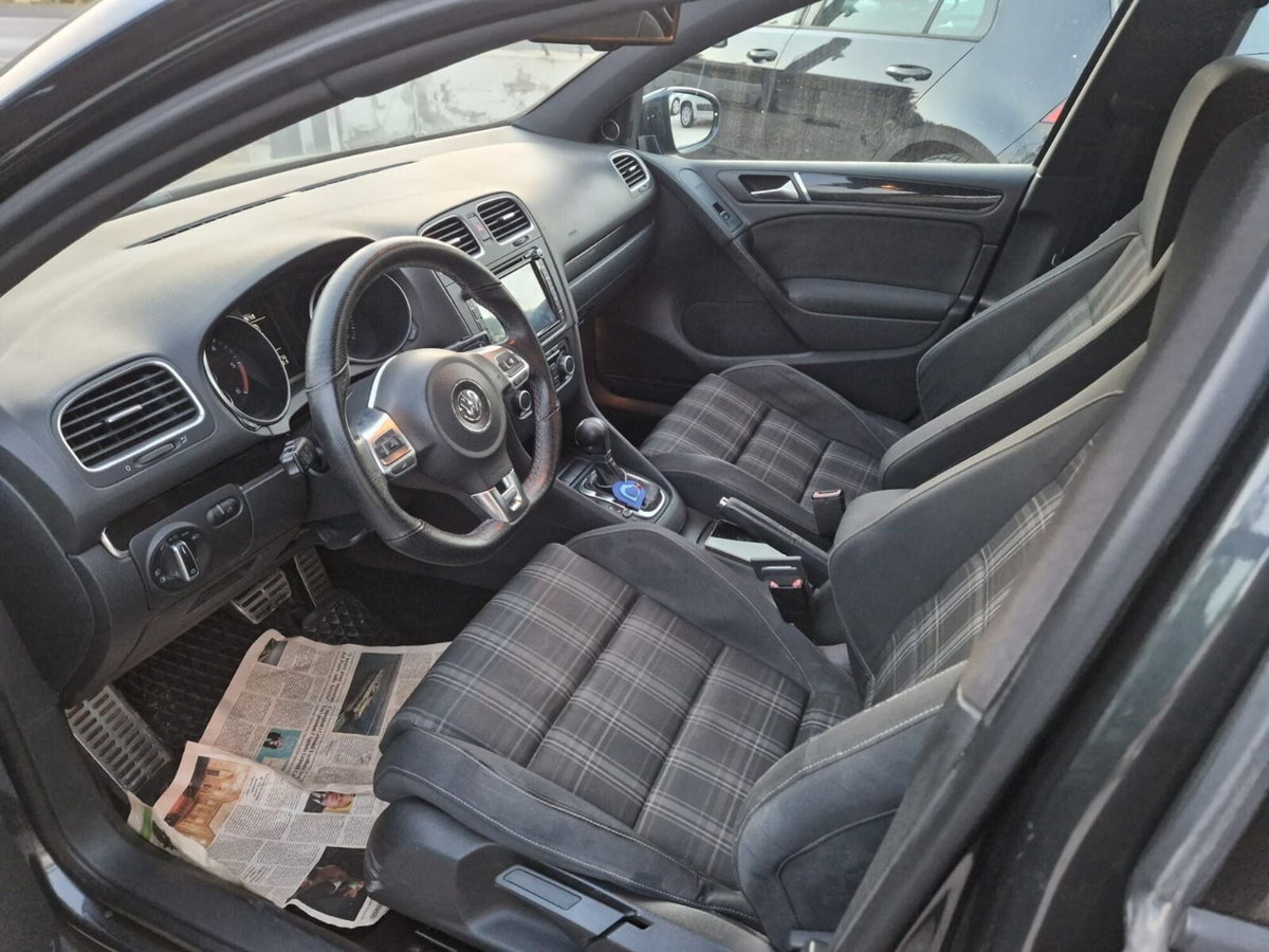 Volkswagen Golf 2.0 TDI 170CV DPF DSG 5p. GTD (11)