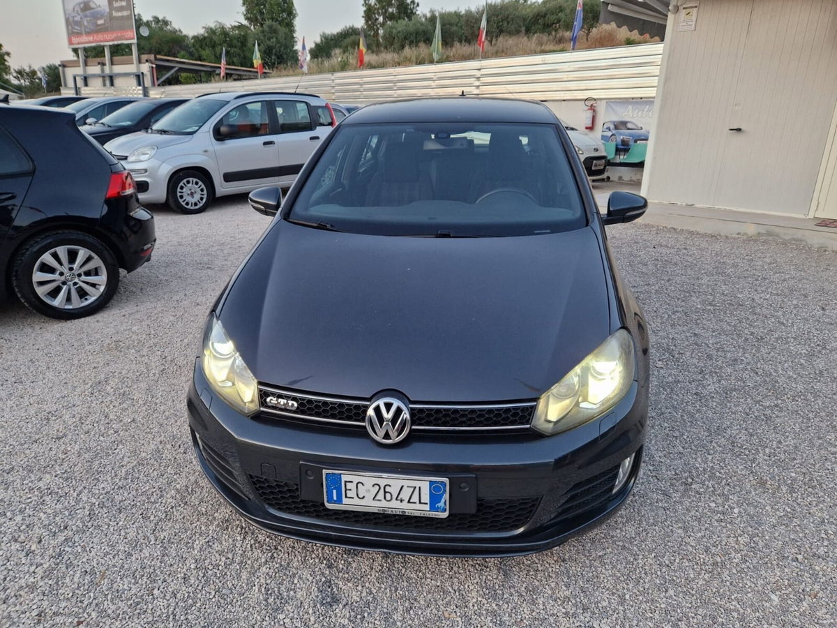 Volkswagen Golf 2.0 TDI 170CV DPF DSG 5p. GTD (4)