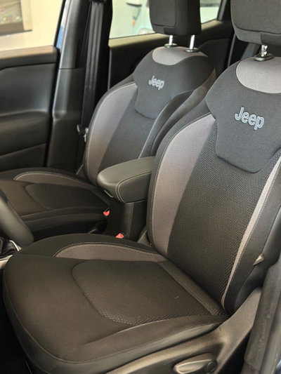 Jeep Renegade 1.6 Mjt 130 CV Limited (8)