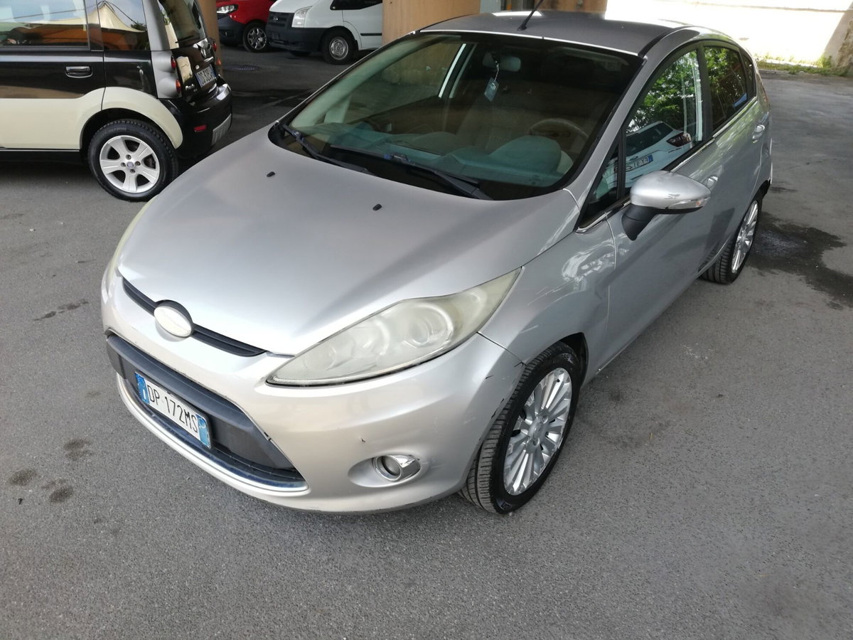 Ford Fiesta 1.4 TDCi 5p. Ghia (3)