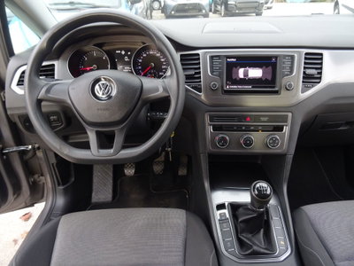Volkswagen Golf 1.6 TDI 90 CV 5p. Trendline BlueMotion Technology (12)
