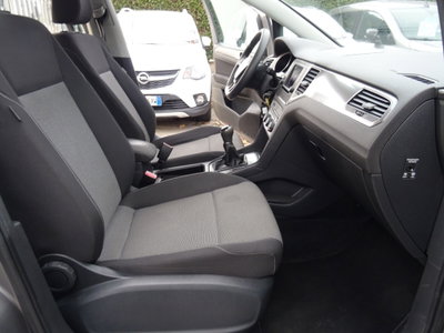 Volkswagen Golf 1.6 TDI 90 CV 5p. Trendline BlueMotion Technology (16)