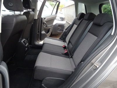 Volkswagen Golf 1.6 TDI 90 CV 5p. Trendline BlueMotion Technology (18)