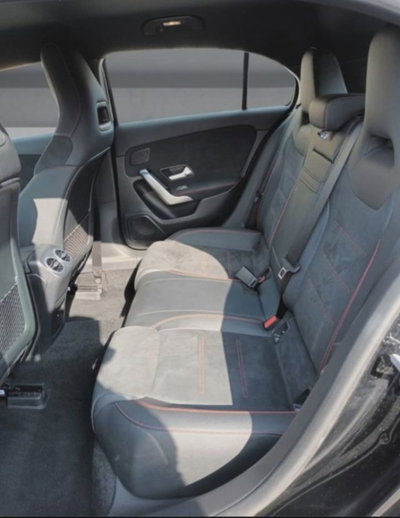 Mercedes-Benz Classe A Sedan 180 d AMG Line Premium Plus auto (6)
